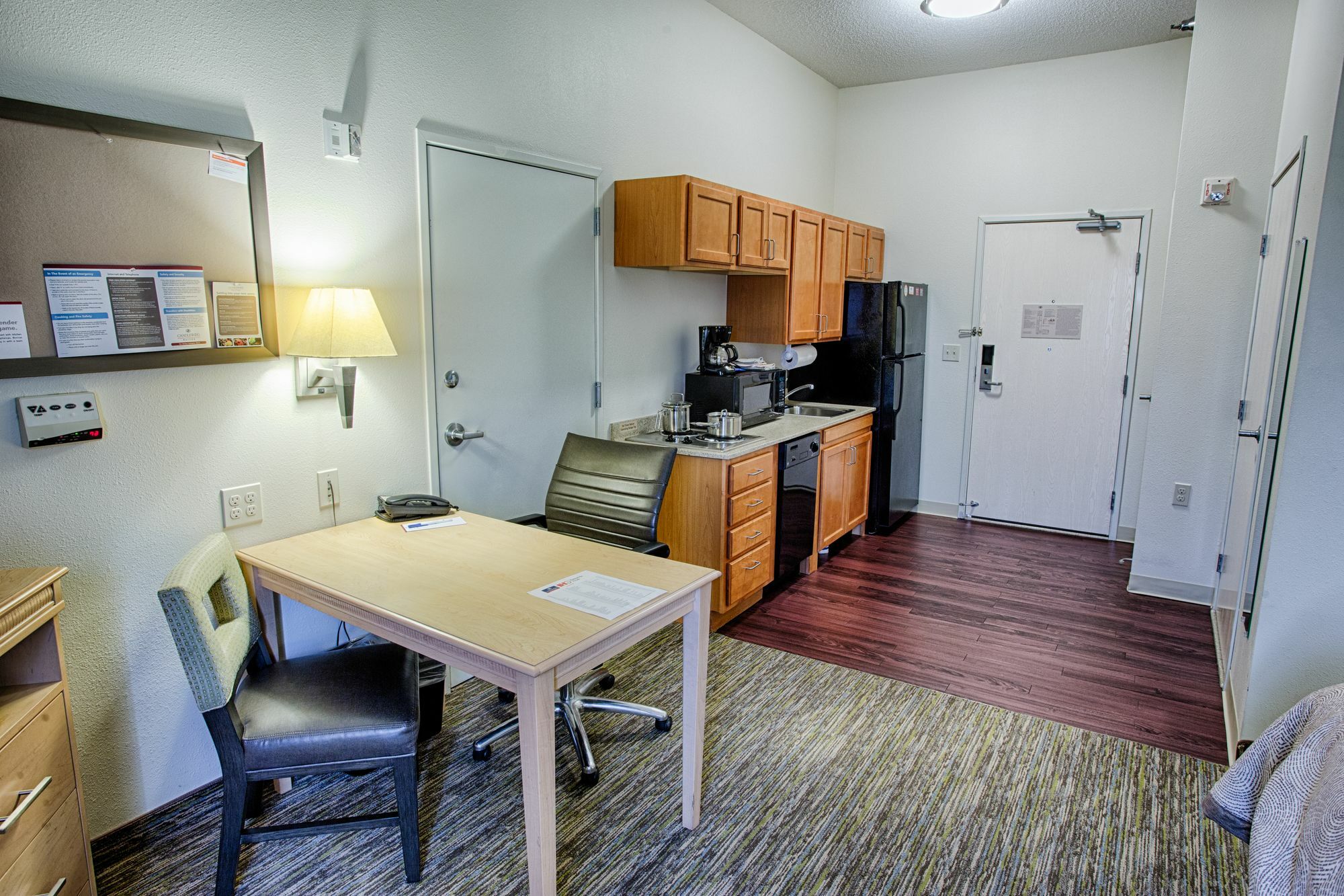 Candlewood Suites Fargo-North Dakota State University By Ihg Ngoại thất bức ảnh